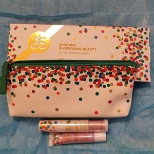 Arbonne Blossoming Beauty Gift Set